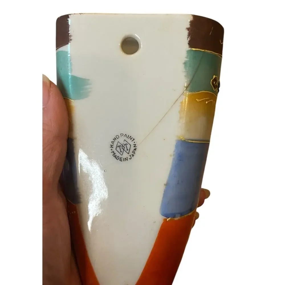 Vintage Japanese Satsuma Hand Painted Wall Pocket Vase Lady 7” T&T READ